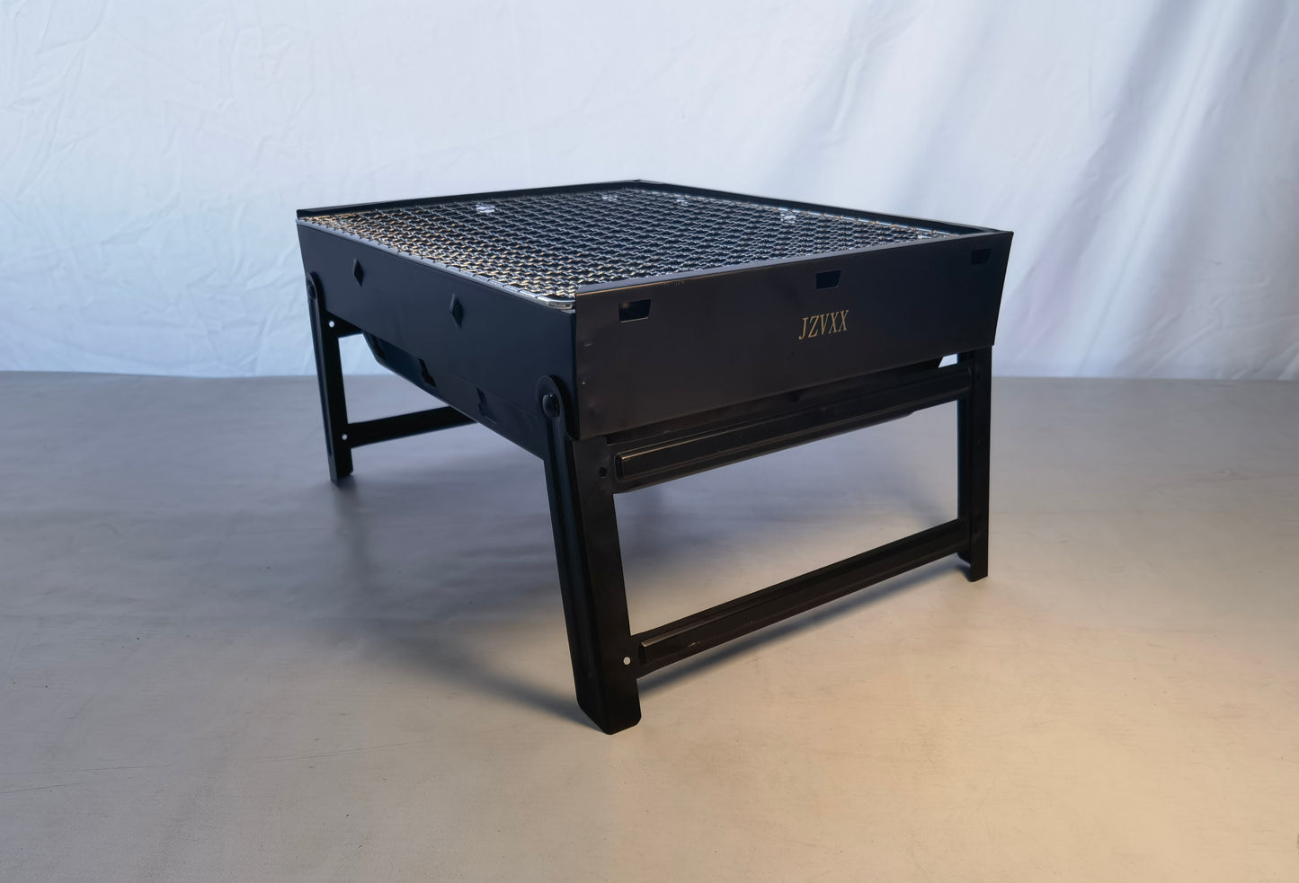 JZVXX outdoor use grill with leg
